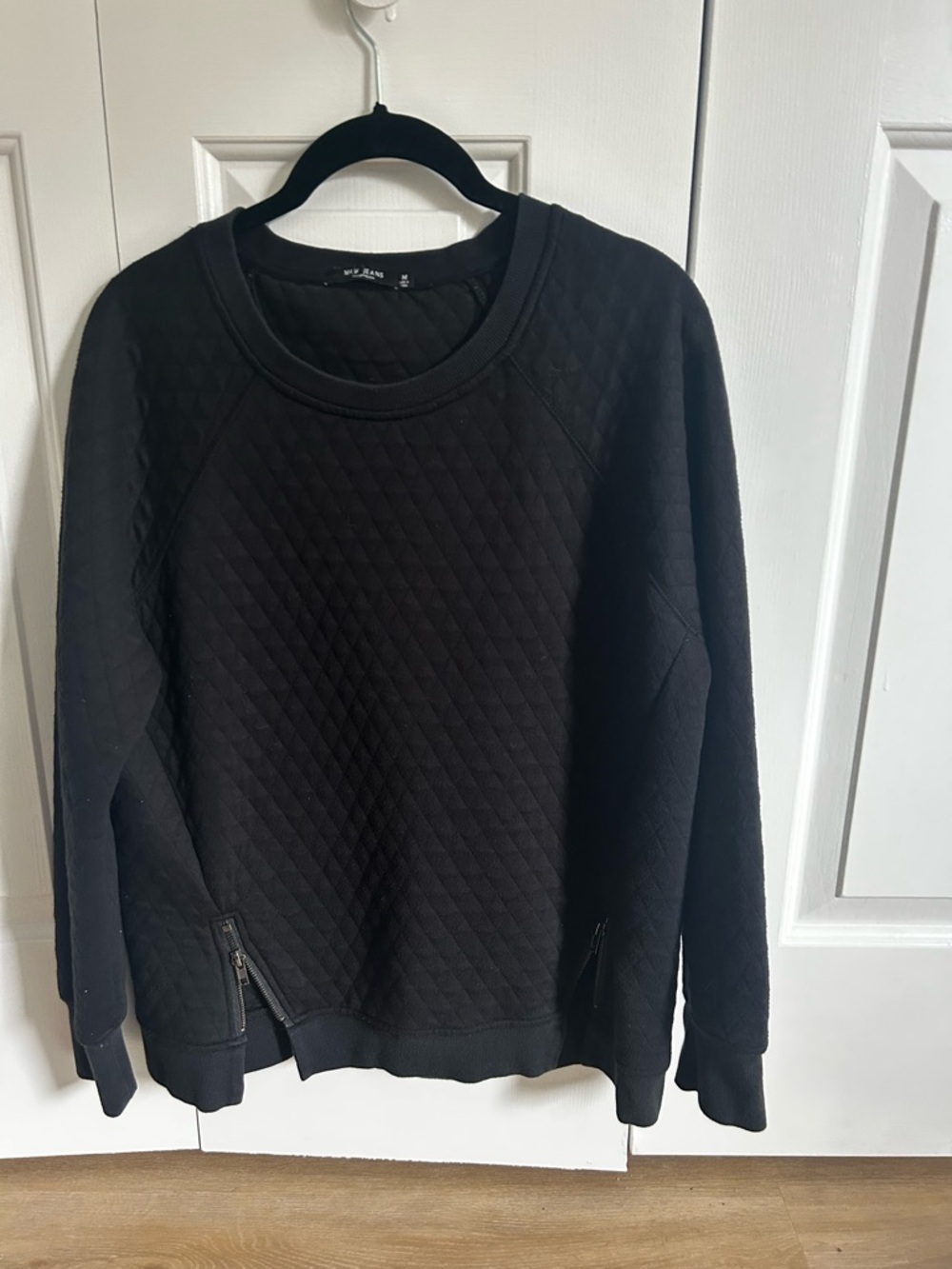 Max Jeans Black Quilted Crewneck Sweatshirt with Hem Zips